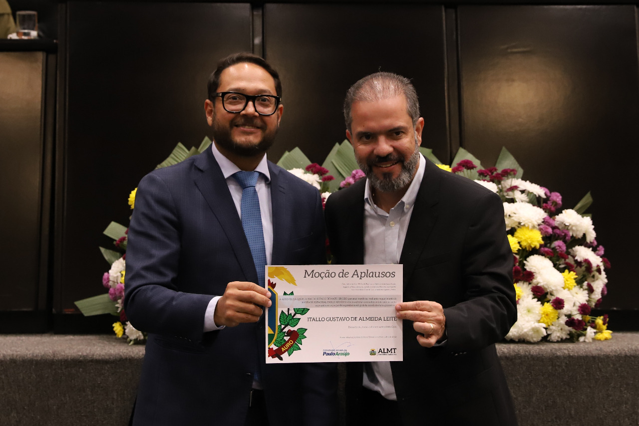 Diretores recebem Moção de Aplausos na ALMT