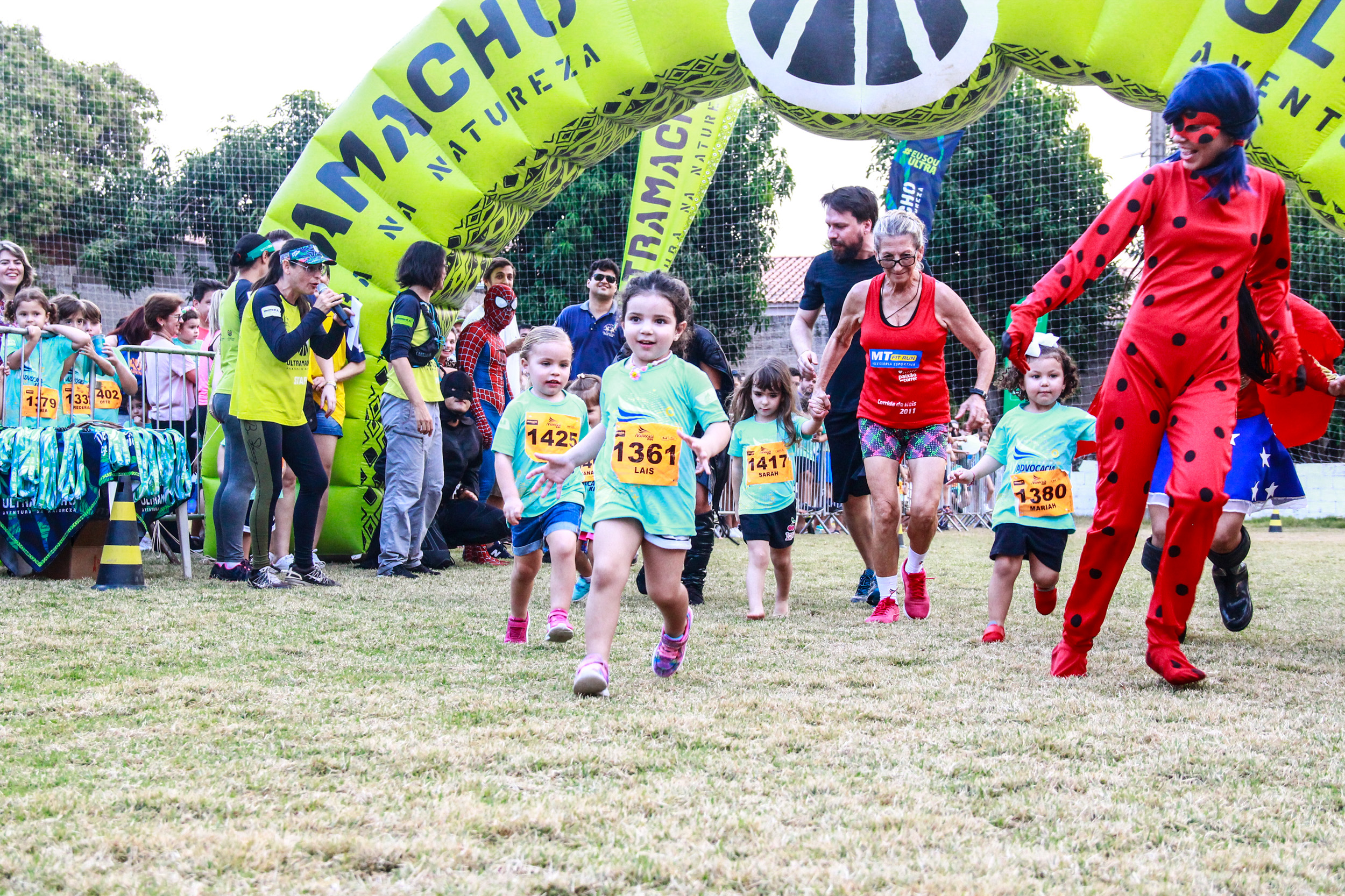 Crianças se divertem durante IV Corrida da Advocacia Kids