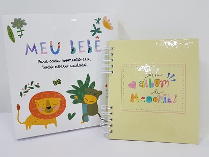 CAA/MT presenteia as mães com álbum de memórias do bebê
